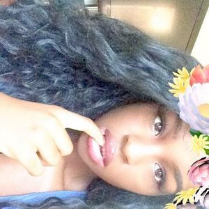 Meet your Posher, Tiffany